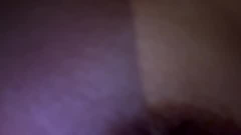 lunaloopzz online show from April 7, 4:47 am