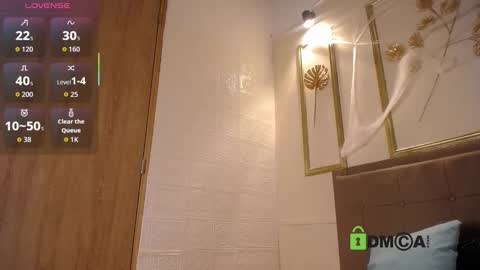 lunamorena__ online show from October 27, 9:04 pm