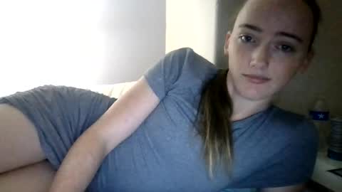 lunapixie2020 online show from July 14, 2:05 am