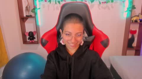 lunarichy online show from October 15, 9:26 pm