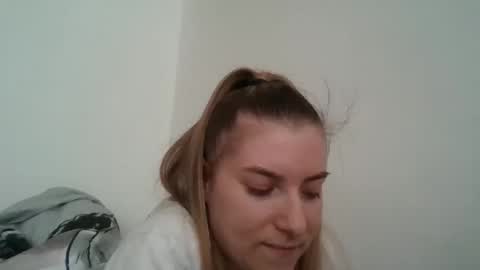 LunaVee online show from April 27, 12:46 pm