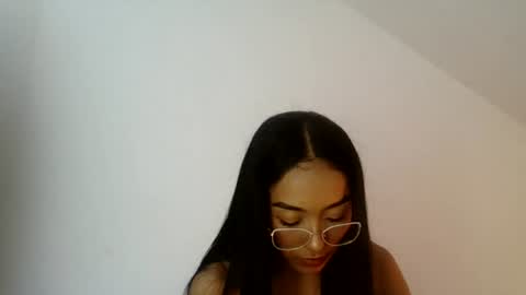 Luna   online show from July 26, 2:42 am
