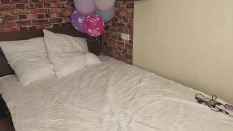 Kira online show from March 6, 2:10 am