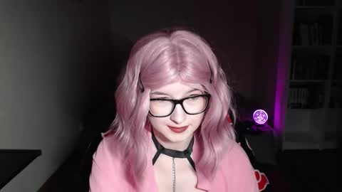 LunaXcherry online show from March 4, 5:43 pm