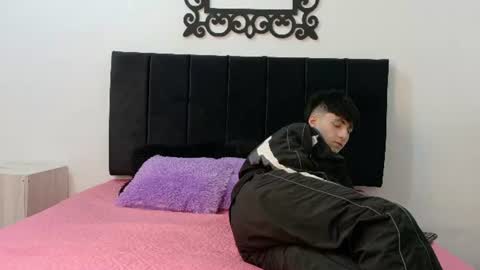 lunaydream online show from July 23, 11:30 am