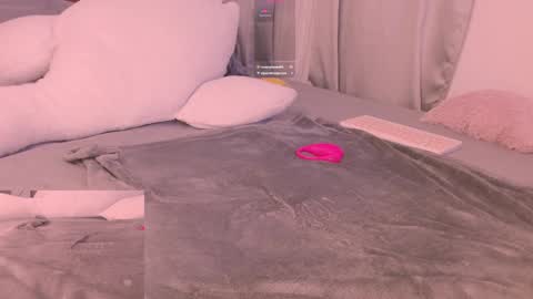  Luna Galaxy  online show from January 19, 3:18 am