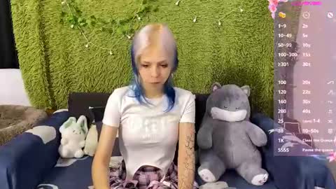 Lunygorgon online show from July 26, 9:45 pm