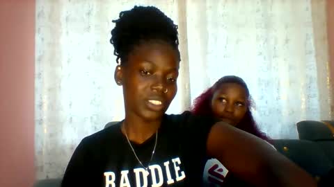 luo_queen online show from April 10, 9:14 am
