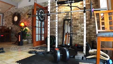 Snapshot of lushianafitness chatting on January 29, 7:00 pm SHOWS ALL MONDAY WEDNESDAYFRIDAYSATURDAY  IN THE MORNING online show from January 29, 7:00 pm