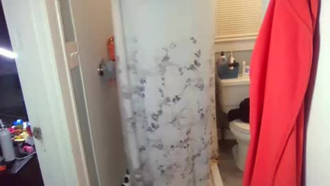 Listful Lillith online show from February 22, 5:00 am