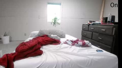 Snapshot of lustlivenow chatting on September 11, 11:50 pm  GUY ---  GIRL online show from September 11, 11:50 pm