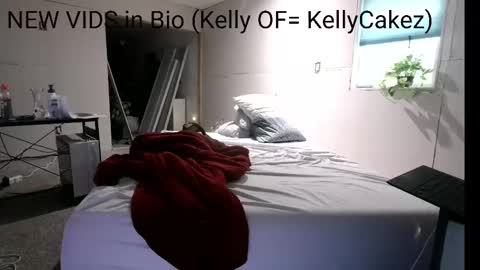 Snapshot of lustlivenow chatting on September 12, 11:51 pm  GUY ---  GIRL online show from September 12, 11:51 pm