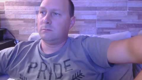 lustonfan online show from April 11, 8:46 pm