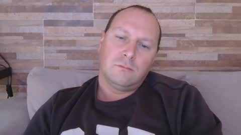 lustonfan online show from June 9, 12:38 pm
