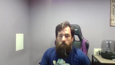 Luv2likslit online show from November 10, 8:17 am