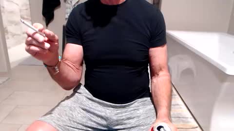 luv_missle online show from April 12, 7:01 am