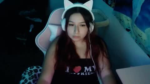 luvvespie online show from November 26, 9:50 am