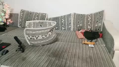 LuxMelys online show from January 29, 12:12 am