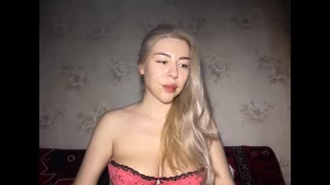 LuxSonyaStar online show from May 26, 8:48 pm