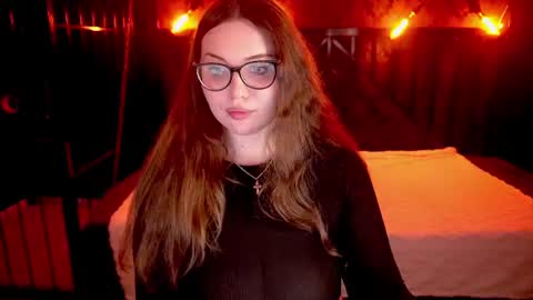 luxsopphia_ online show from June 16, 12:42 pm