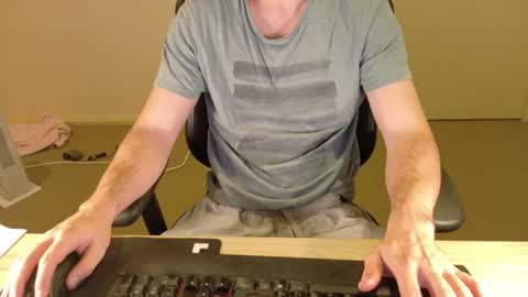 lxgxnd99 online show from June 20, 12:11 pm