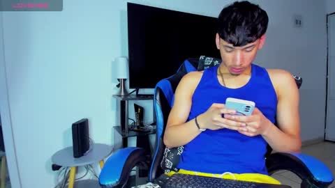 Lyam online show from April 30, 3:11 am