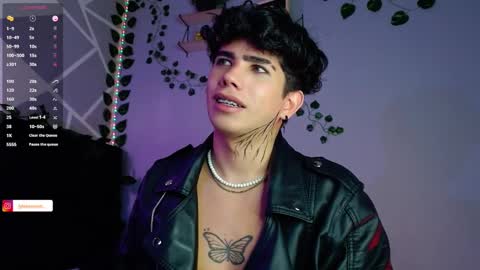 Lyle Bennett Freelance Model online show from December 2, 1:41 pm