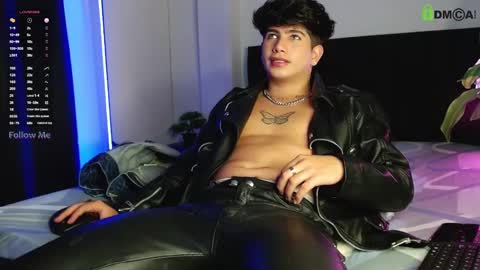 Lyle Bennett Freelance Model online show from October 4, 2:04 pm