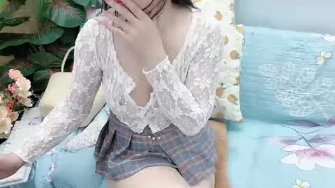 lyly_sweet97 online show from April 6, 2:42 am