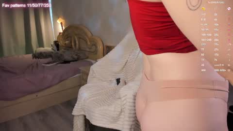 lynne_dawson online show from June 17, 2:00 pm