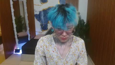 lyra_tay online show from April 22, 7:21 pm