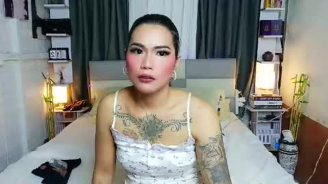 lytatto_lashes online show from July 19, 12:35 am