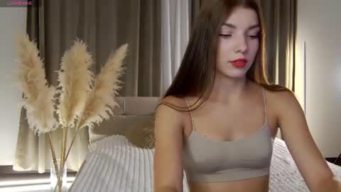 maceymoss online show from July 26, 8:06 pm