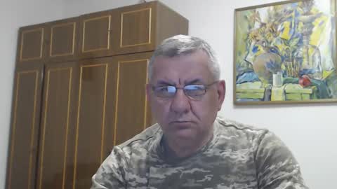 Macho online show from April 14, 5:49 pm