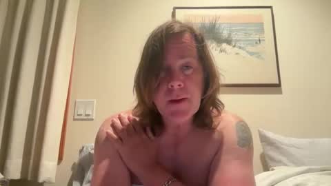 xStraightEdgex online show from April 19, 7:09 am