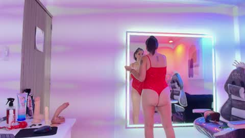 Madame Scarllet  online show from March 11, 11:57 am