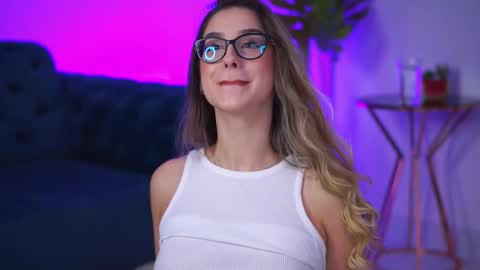 Maddie online show from November 29, 10:34 am