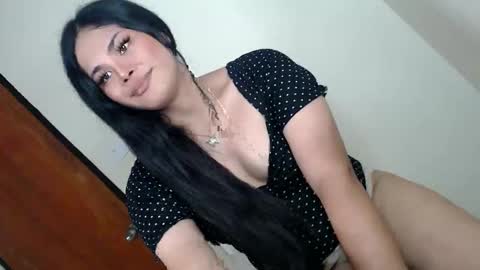 Im ZY DONT FORGET TO FOLLOW ME - online show from November 2, 3:50 am