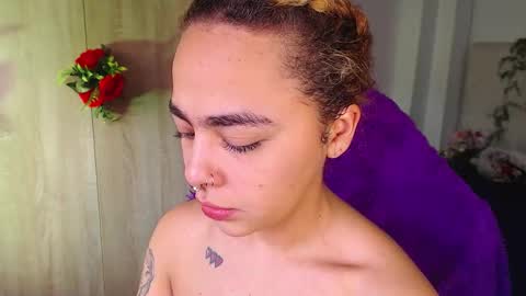 Maddie online show from October 26, 3:01 pm