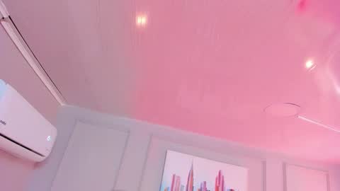 Maddy  online show from October 19, 7:07 pm