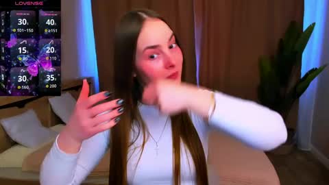 maddy_gate online show from March 17, 2:44 pm