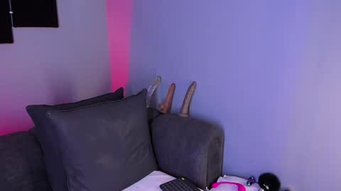 Maddy  online show from January 22, 2:48 am