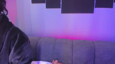 Maddy  online show from January 24, 2:39 am