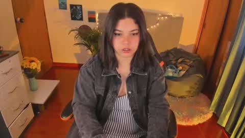 Snapshot of madelaine_taylor chatting on September 9, 2:06 pm madelaine_taylor online show from September 9, 2:06 pm