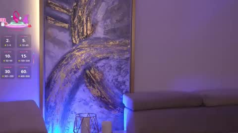 Snapshot of madelinefox_ chatting on October 16, 10:48 am Madeline online show from October 16, 10:48 am