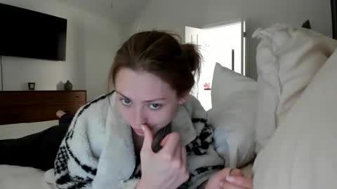 mari rose online show from February 25, 5:05 pm