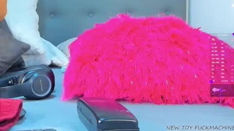   online show from September 10, 10:44 pm