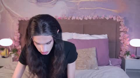 madisonesprit online show from April 10, 3:34 am