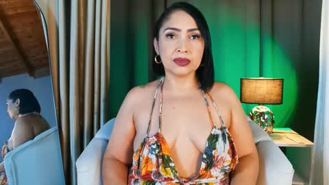 MADISSOONE  online show from November 19, 2:11 am