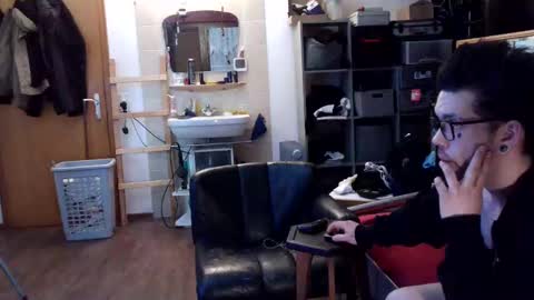 madlymac online show from January 5, 4:16 pm